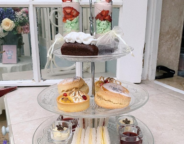 CHildren's afternoon tea at the woburn coffee house